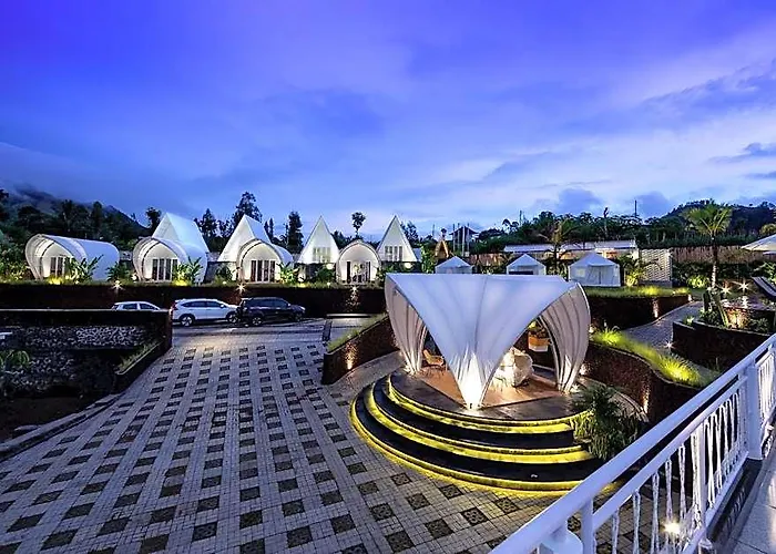 The Dewi Kintamani 4* バリ島